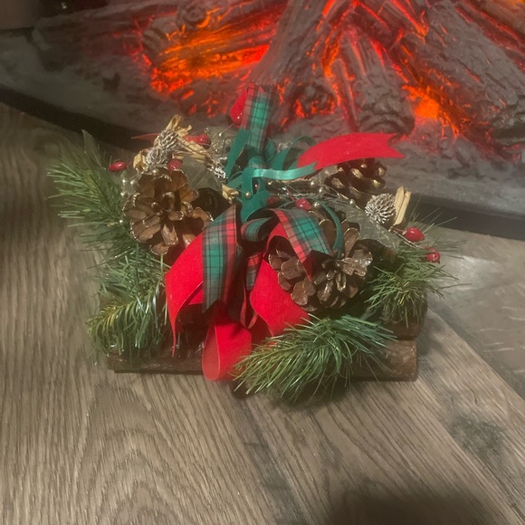 Vintage Christmas Holiday Yule Log Decoration Centerpiece - Picture 2 of 8